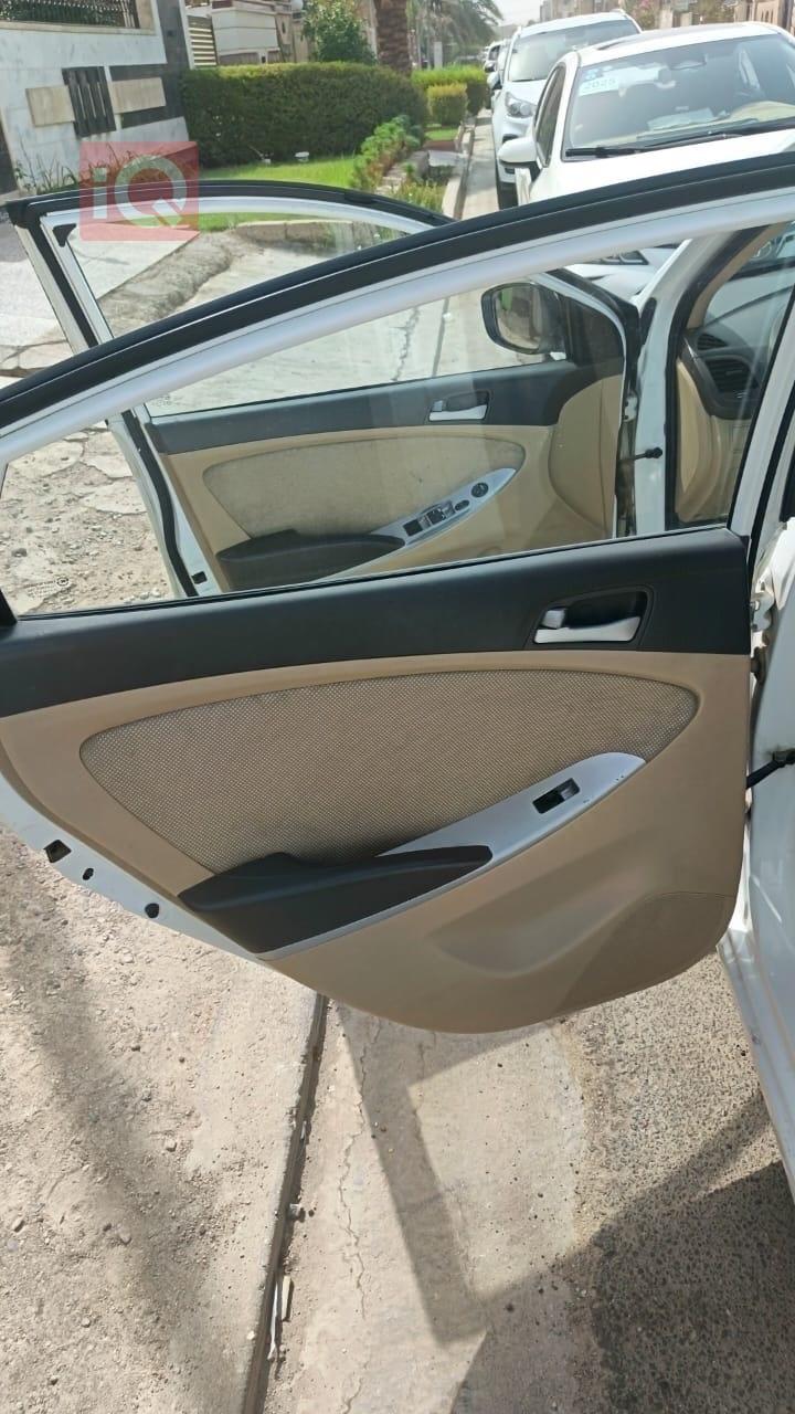 هیوندای ئەکسنت